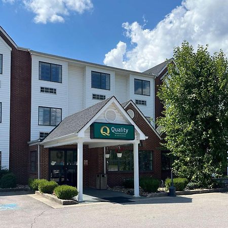 Quality Inn & Suites Prestonsburg Next To Mountain Arts Center Exterior photo